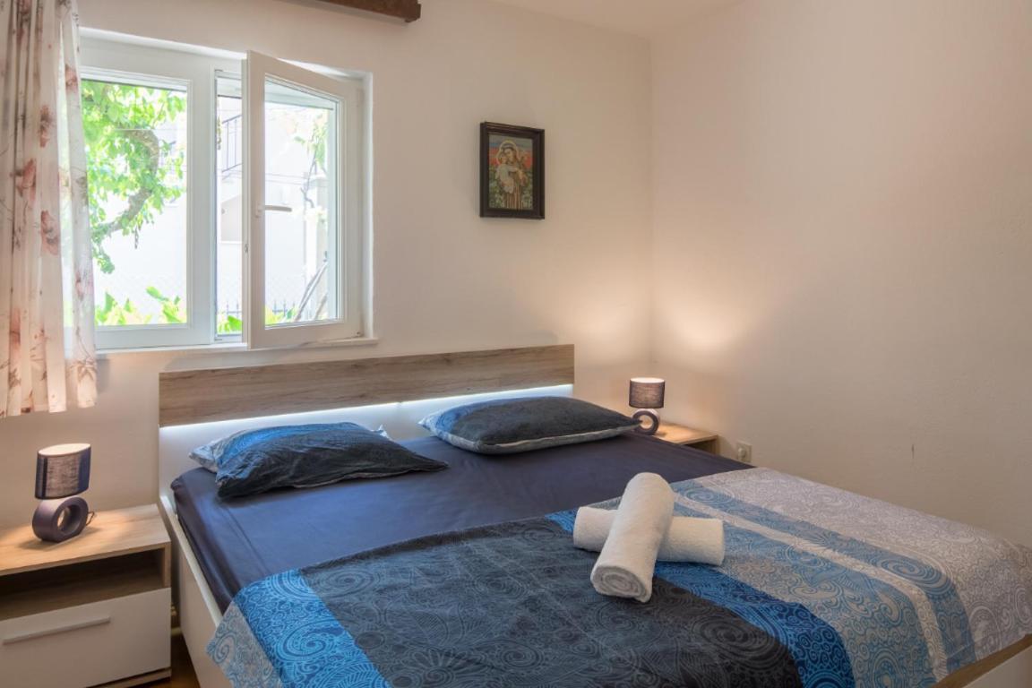 Apartment Pepica Trogir Extérieur photo