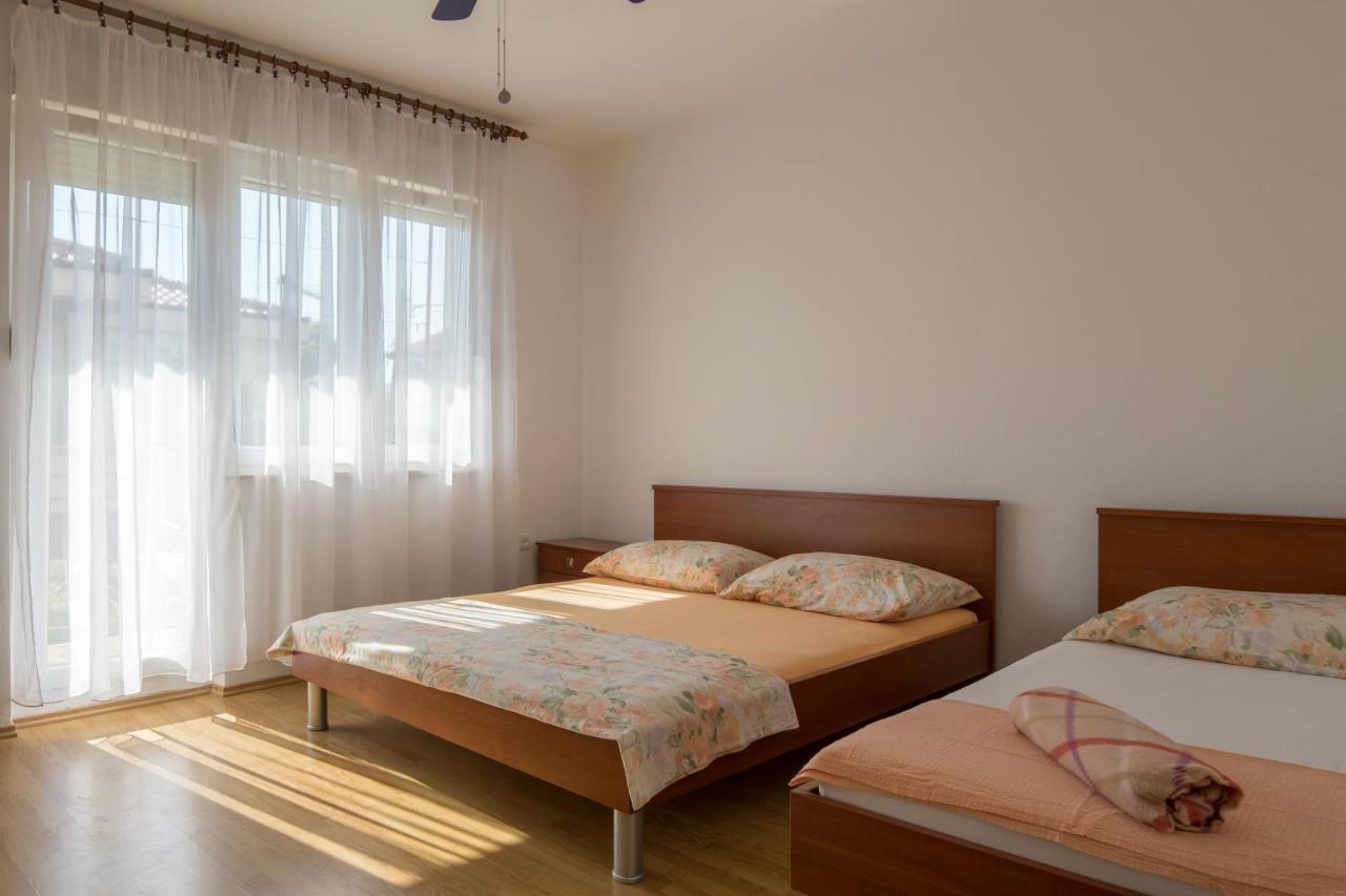 Apartment Pepica Trogir Extérieur photo